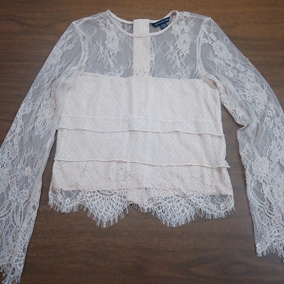 American Eagle Lacey Layered Polka-dot Long Bell Sleeve Zipper Back Blouse Top - Picture 3 of 16